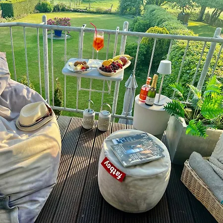 Suedsee Glueck 아파트